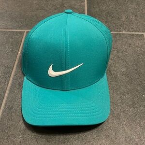 COPY - Nike Golf Hat